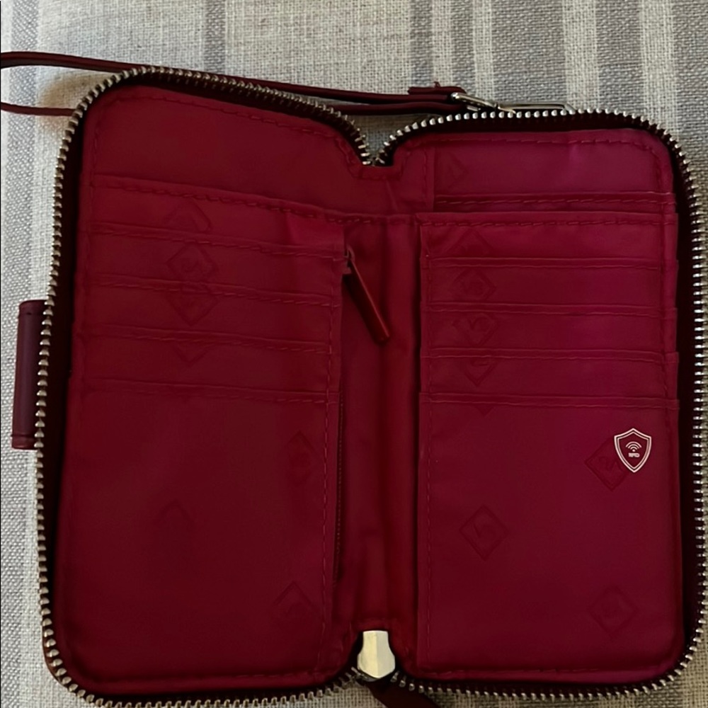 Wallet - Picture 2 of 3